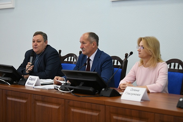 Конференція IT-Universe: "Дуальна освіта в Україні – реалії та перспективи"